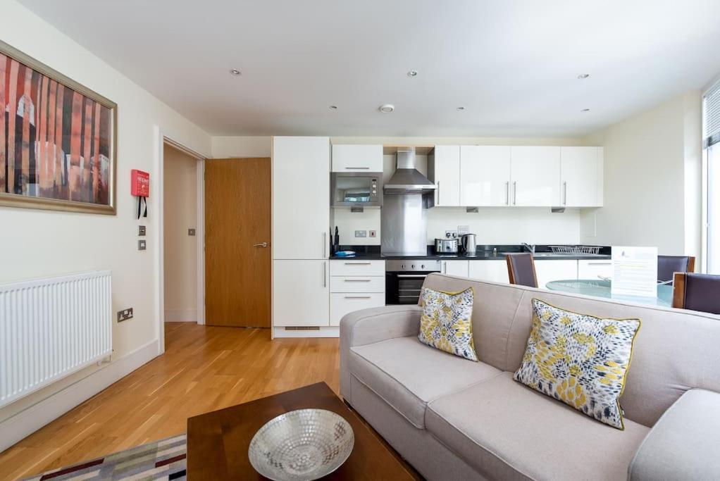 Apartment Canary Wharf By Capital
