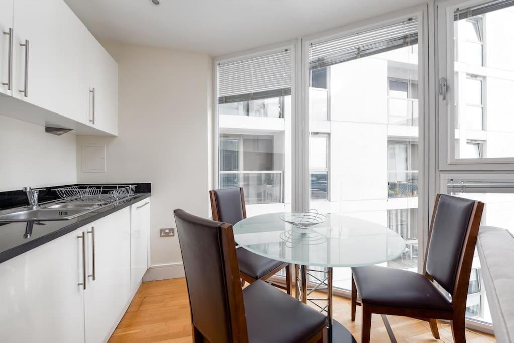 Apartment Canary Wharf By Capital *